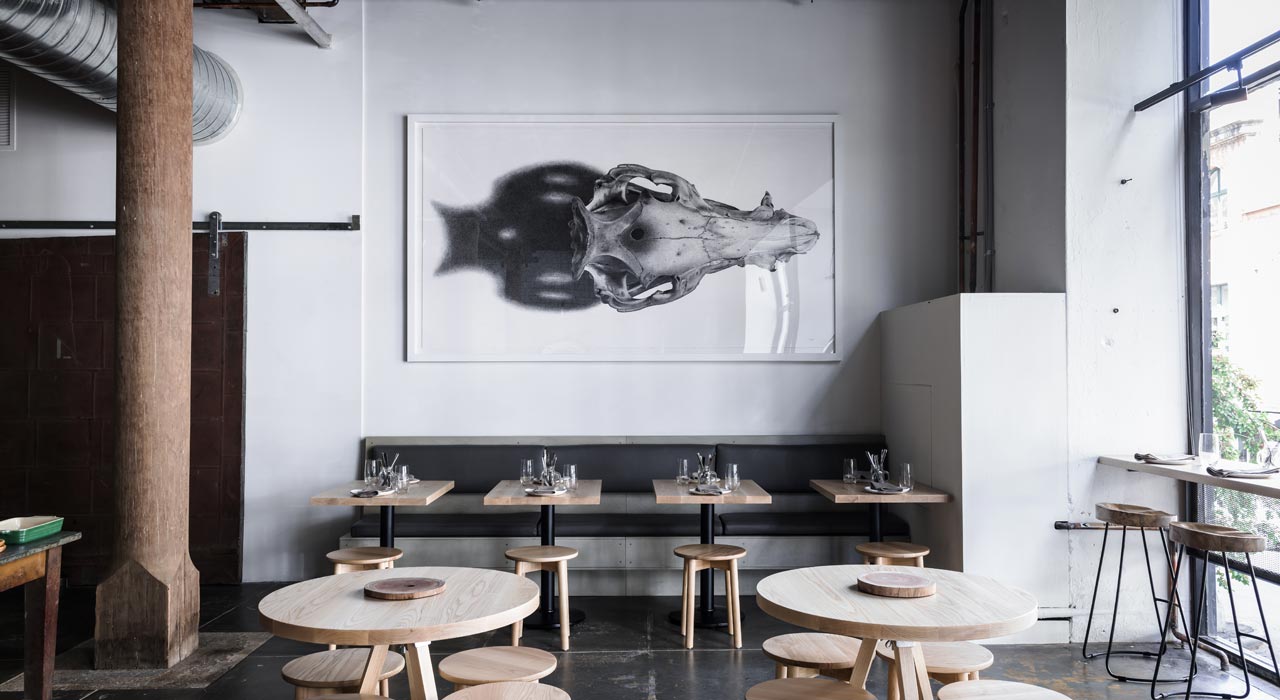 CL-UNIVERSAL-Elephant-ECOUSTIC-Nomad-Restaurant-011-1280x700-0-leathers-leather-acoustic-panels-panel